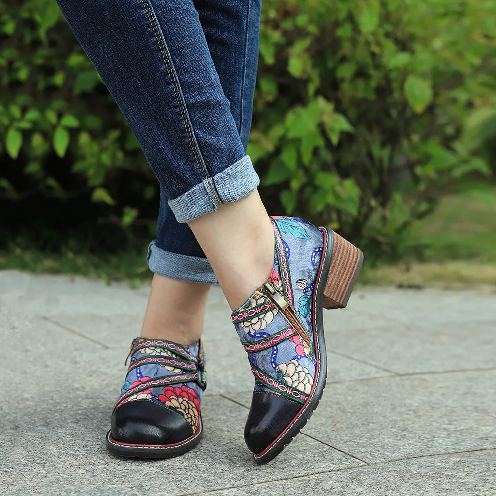 Women Retro Graffiti Fashion Leather Casual Shoes